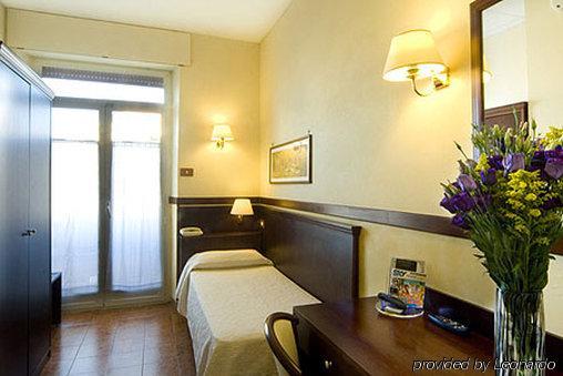 Hotel Belvedere 리도디오스티아 외부 사진